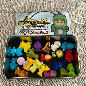 gogo’s crazy bones collector tin and 20 gogo’s included